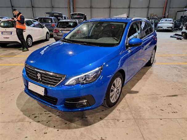 Peugeot 308 BlueHDi 130 S&S Allure 96 kW image number 1