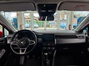 Car image 14