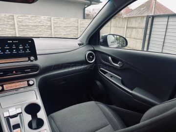 Car image 41