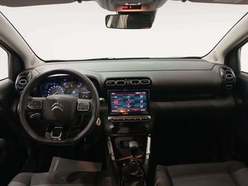 Car image 26