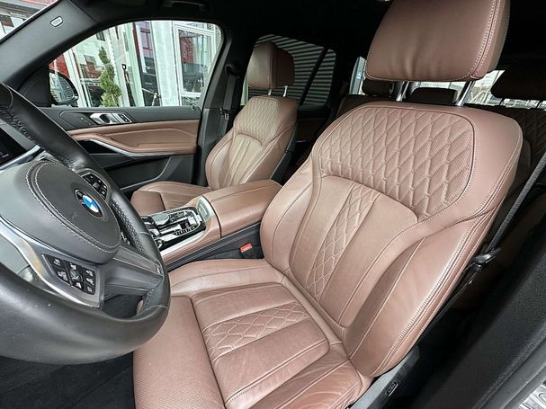 BMW X5 45e xDrive 290 kW image number 37