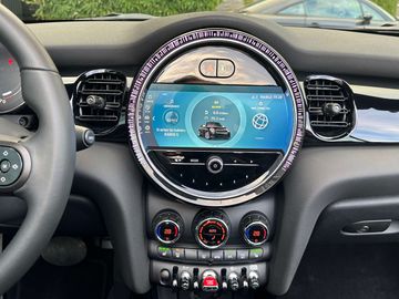 Car image 36