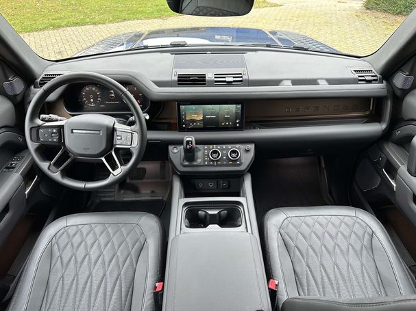 Land Rover Defender 90 D200 X-Dynamic SE 147 kW image number 12