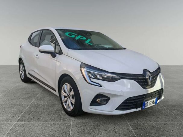 Renault Clio TCe 100 74 kW image number 2