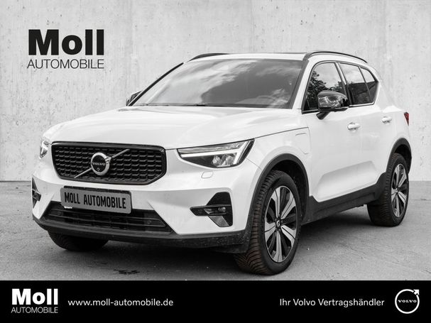 Volvo XC40 Recharge Plug-in Hybrid Ultimate Dark 155 kW image number 1