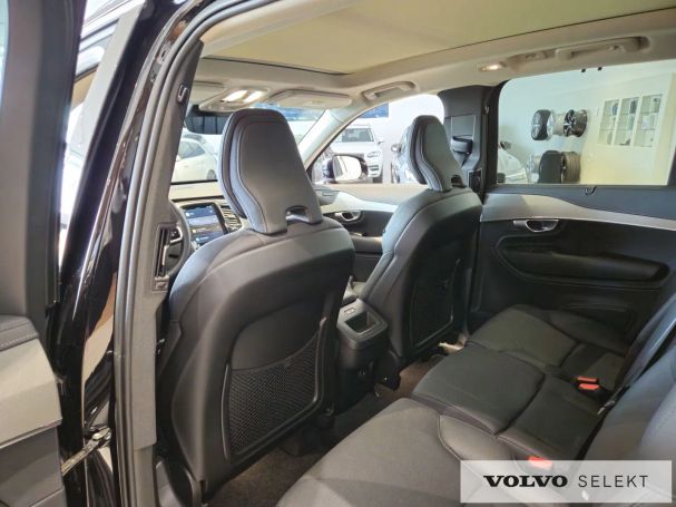 Volvo XC90 AWD 173 kW image number 36