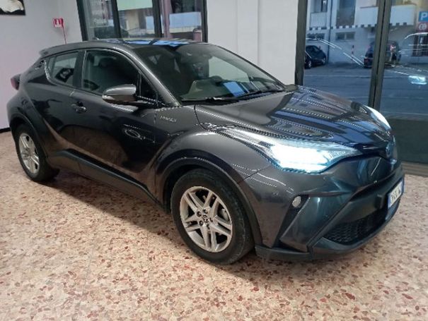 Toyota C-HR 1.8 90 kW image number 2