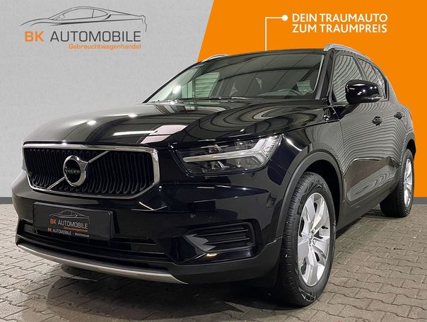 Volvo XC40 AWD Momentum 110 kW image number 1