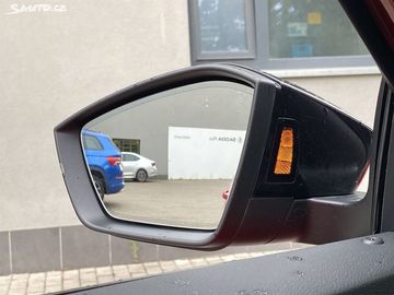 Car image 36