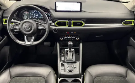 Car image 5