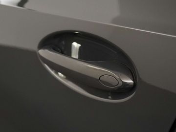 Car image 38