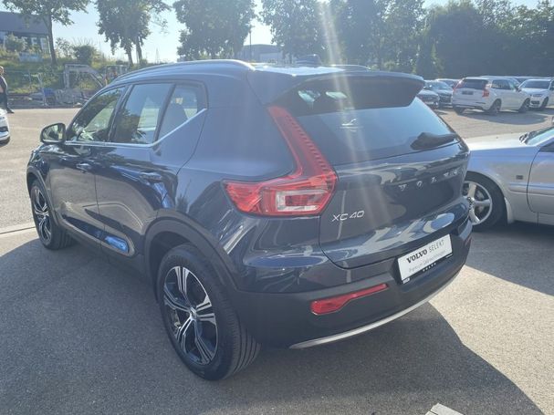 Volvo XC40 Recharge Plug-in Hybrid T4 Inscription 155 kW image number 4