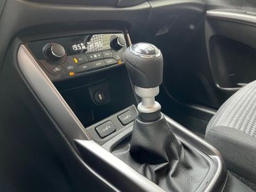 Car image 11