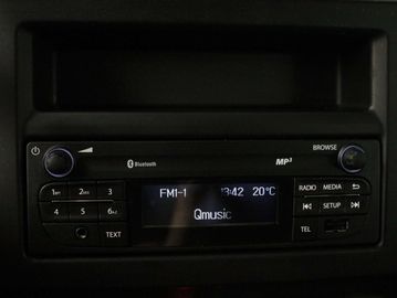 Car image 33