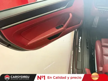 Car image 27