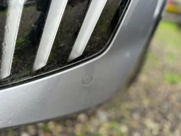 Car image 34