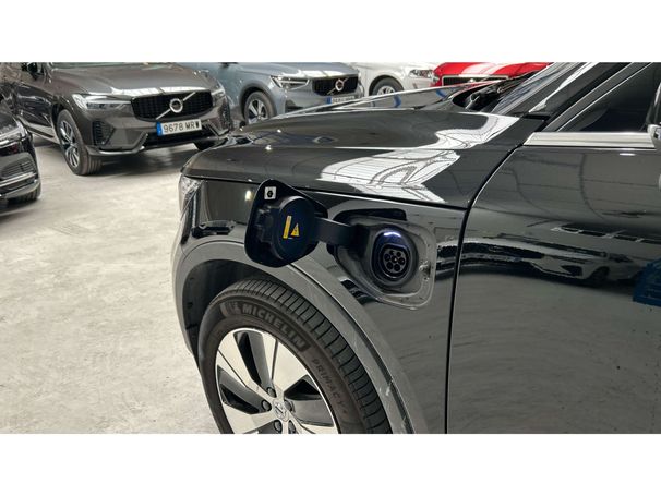 Volvo XC40 Recharge T4 155 kW image number 11