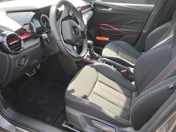 Car image 9