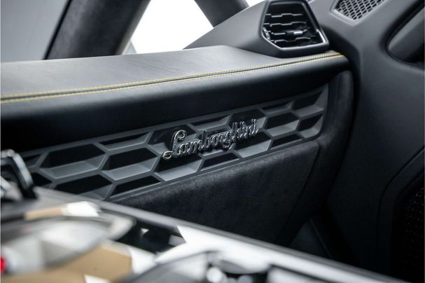 Lamborghini Huracan 449 kW image number 39