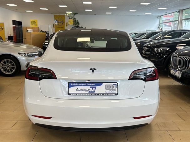 Tesla Model 3 239 kW image number 4