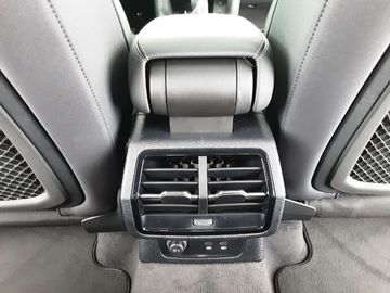 Car image 41