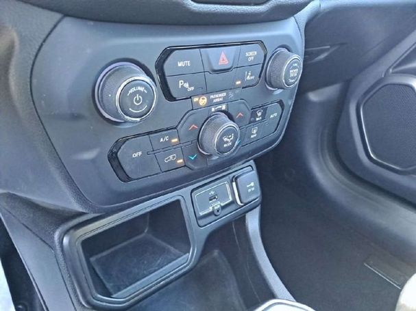 Jeep Renegade 1.3 Limited 110 kW image number 17