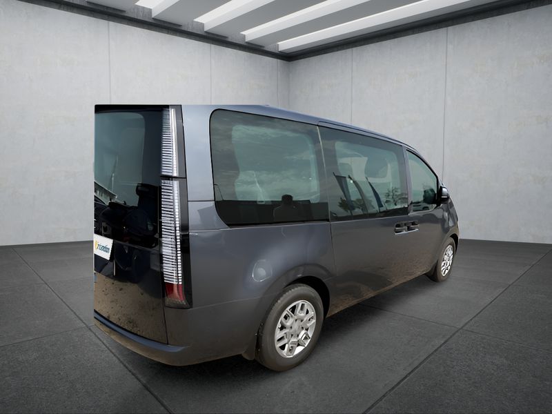 Hyundai Staria 2.2 CRDi