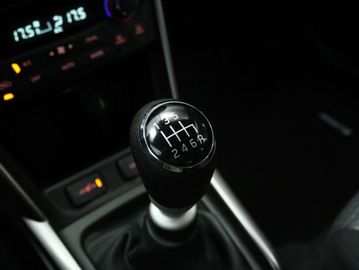 Car image 36