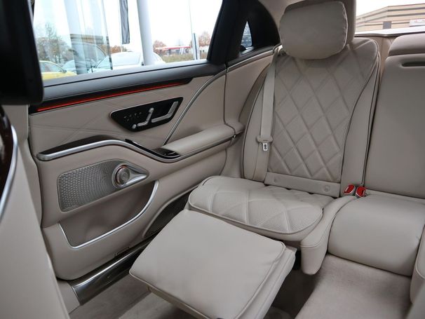 Mercedes-Benz S 680 4Matic Maybach 450 kW image number 10