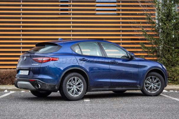 Alfa Romeo Stelvio 2.0 Super 206 kW image number 3