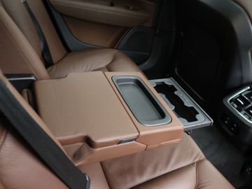 Car image 45