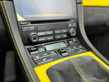 Car image 37