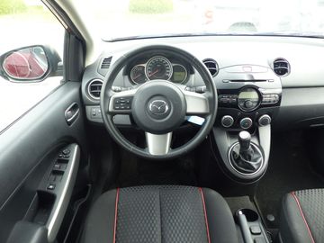 Car image 16