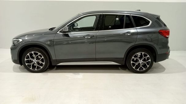 BMW X1 sDrive18d xLine 110 kW image number 3