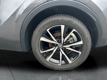Car image 21