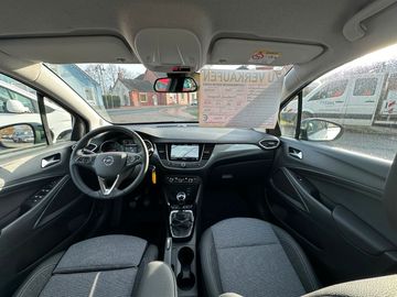 Car image 25