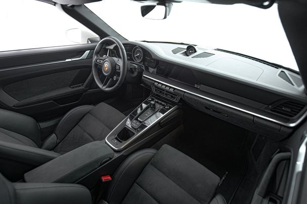 Porsche 992 Carrera GTS Cabrio 353 kW image number 15