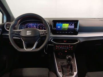 Car image 11