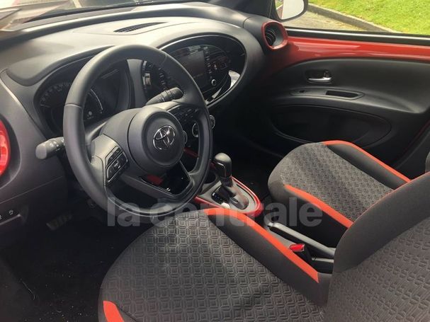 Toyota Aygo X 1.0 VVT-i CVT 53 kW image number 6