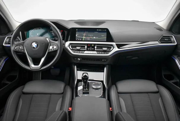 BMW 320d xDrive 140 kW image number 13