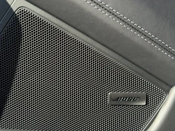 Car image 39