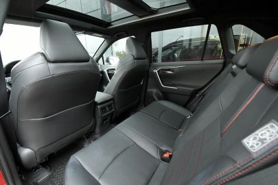 Car image 22