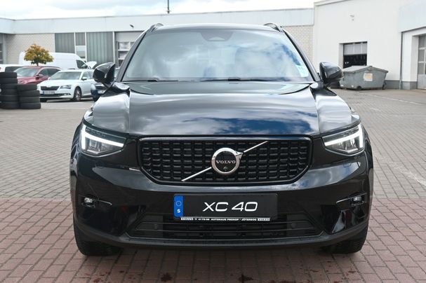 Volvo XC40 B4 Dark 145 kW image number 8