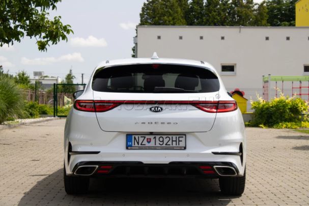 Kia ProCeed 150 kW image number 4