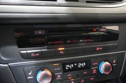 Car image 37