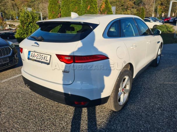 Jaguar F-Pace AWD Prestige 132 kW image number 3