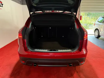 Car image 29