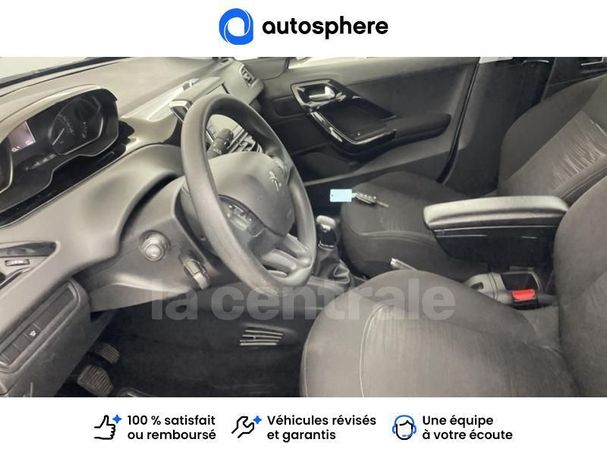 Peugeot 208 BlueHDi 100 75 kW image number 16