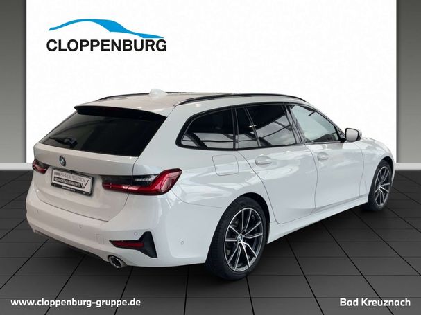 BMW 320d Touring Sport Line 140 kW image number 2