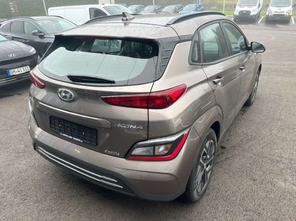 Hyundai Kona 100 kW image number 3